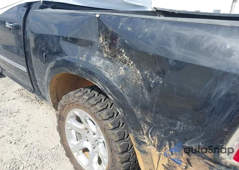 2016 Ram 1500 Laramie из США, поврежденный, VIN 1C6RR7NT3GS359003